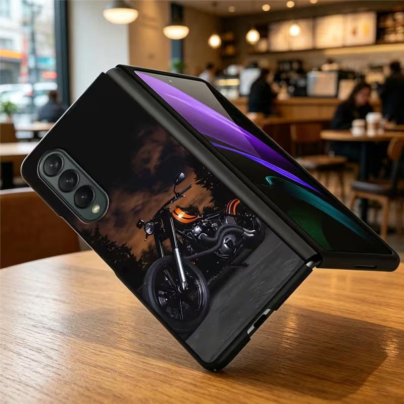 Galaxy Z Fold Series – Moto Street Glass Case