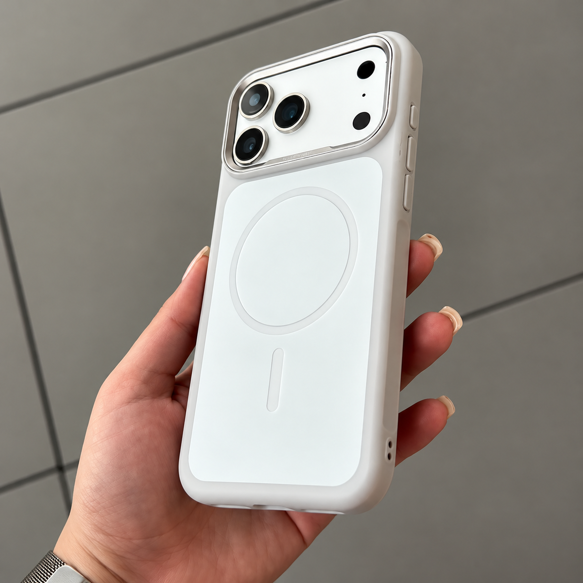 WhiteNova Magnetic Case