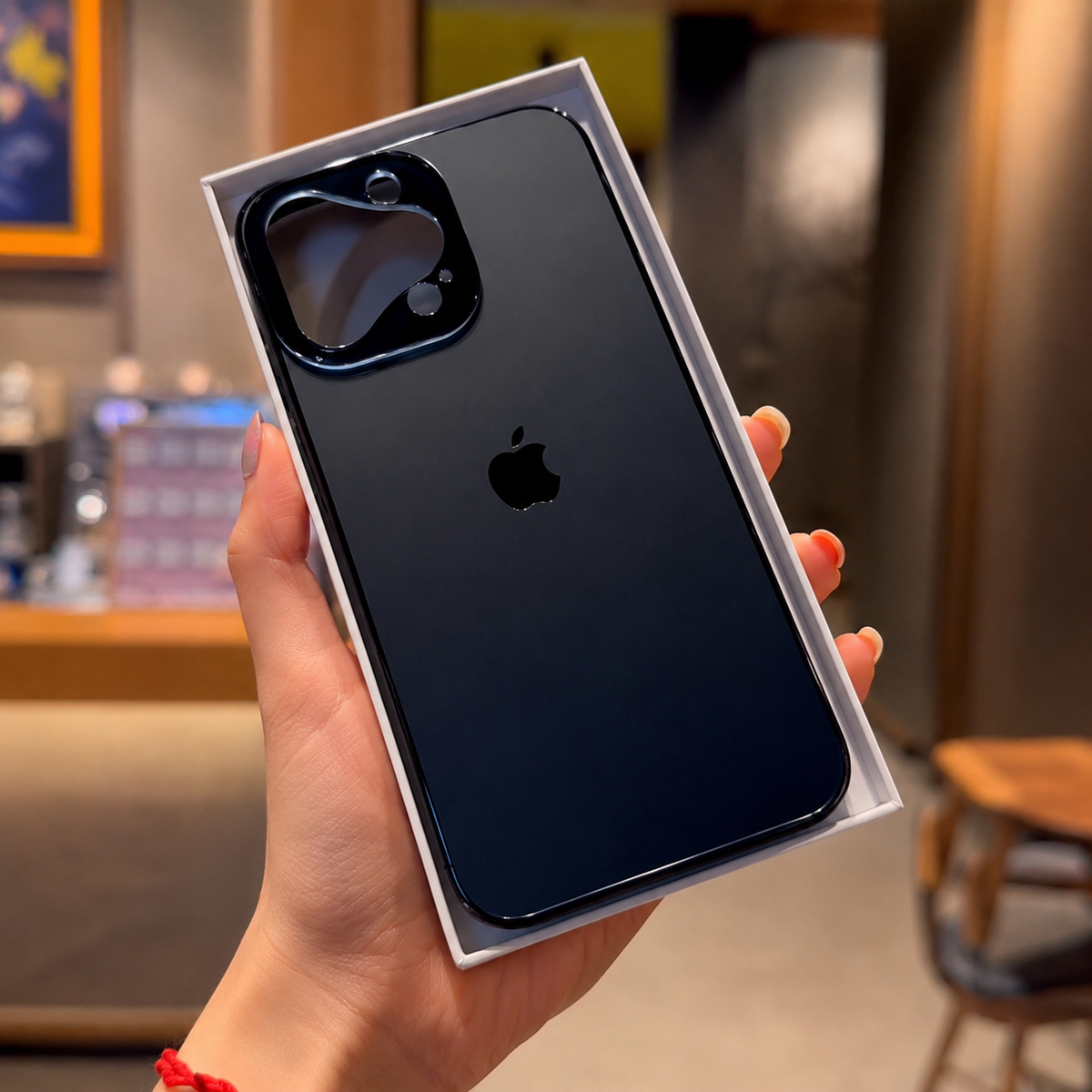 Ultra-Slim Glossy Hybrid Case